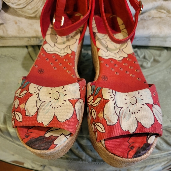 Tory Burch Espidrilles Floral Platform 110 - Picture 6 of 12